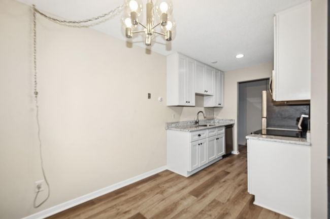 08_804OldSettlersTrl_Apt5_191_KitchenBreakfastRoom_DownloadforMLS_2000x1333.jpg | Image 7