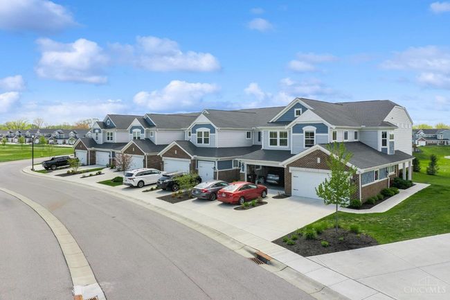 1291 Lake Run Dr, Condo with 2 bedrooms, 3 bathrooms and null parking in Lebanon OH | Image 38