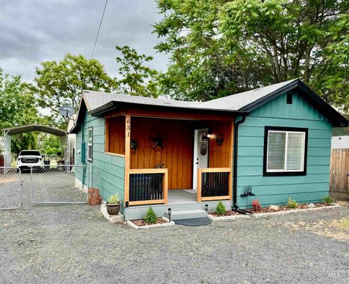 vista-ave-631 Vista Ave, Lewiston, ID, 83501 | Card Image