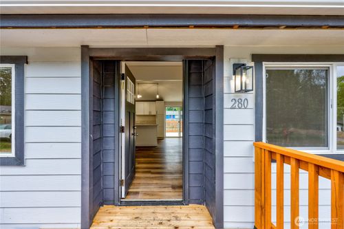 280 E Wood Ln, Shelton, WA, 98584-7355 | Card Image