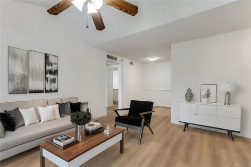 apt-274-10051 Westpark Dr, Houston, TX, 77042-5956 | Card Image