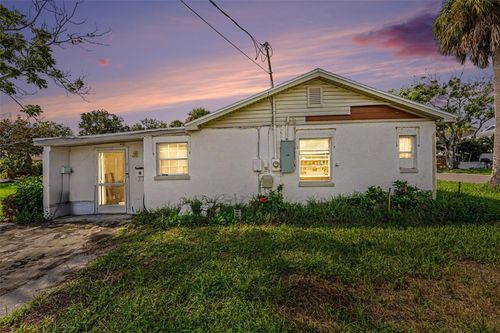 1811 2nd St, INDIAN ROCKS BEACH, FL, 33785-2909 | Card Image