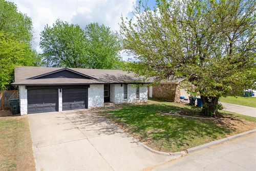 716 Lloyd Ave, Oklahoma City, OK, 73130-2709 | Card Image