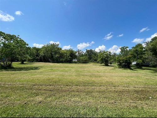 224 Coker St, Jones Creek, TX, 77541-9708 | Card Image