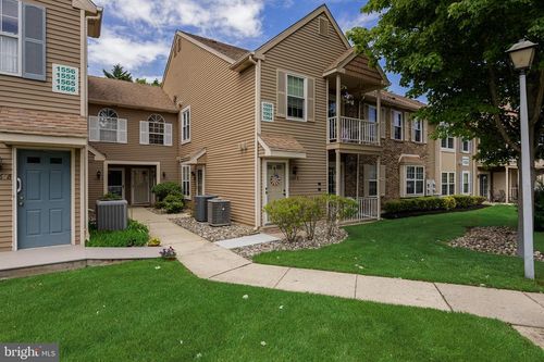 1563 Thornwood Dr, MOUNT LAUREL, NJ, 08054-1825 | Card Image