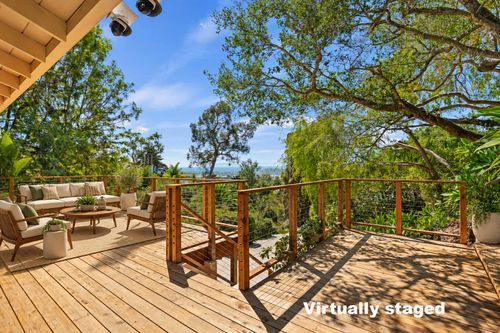 700 Chiquita Rd, SANTA BARBARA, CA, 93103-2424 | Card Image