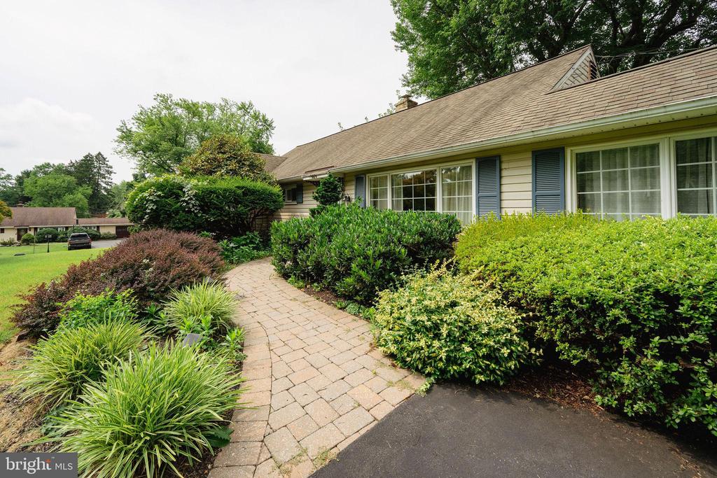 Susquehanna Rd, Jenkintown, PA 19046