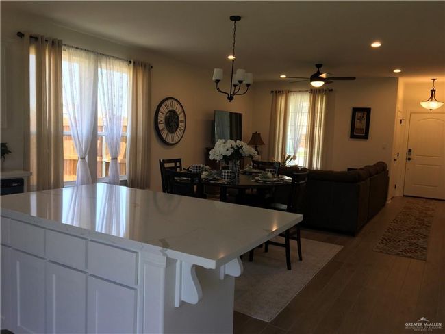 14013 Boykin Creek Rd, House other with 3 bedrooms, 3 bathrooms and 2 parking in McAllen TX | Image 6