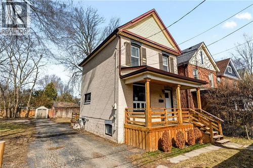 35 Dundas St, Dundas, ON, L9H1A1 | Card Image