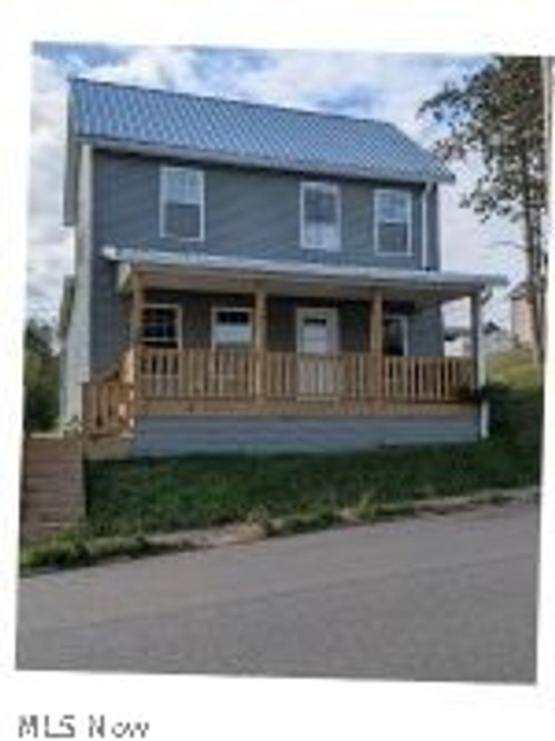 551 W Brown St, New Lexington, OH, 43764-1106 | Card Image