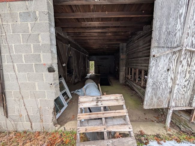 View of stable | Image 4
