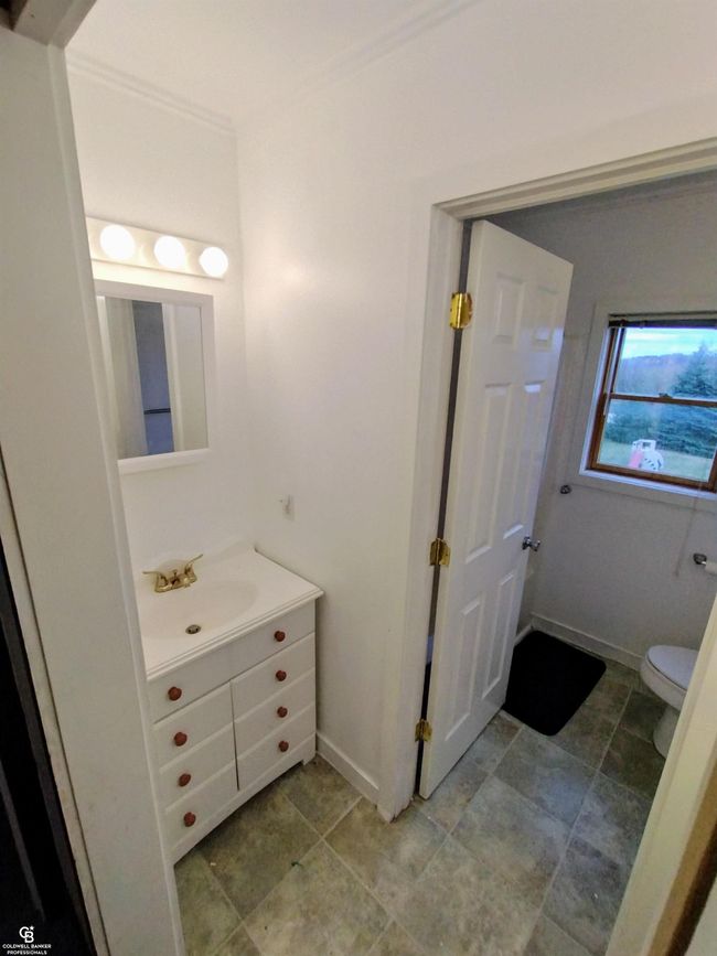 4th Bathroom | Image 49
