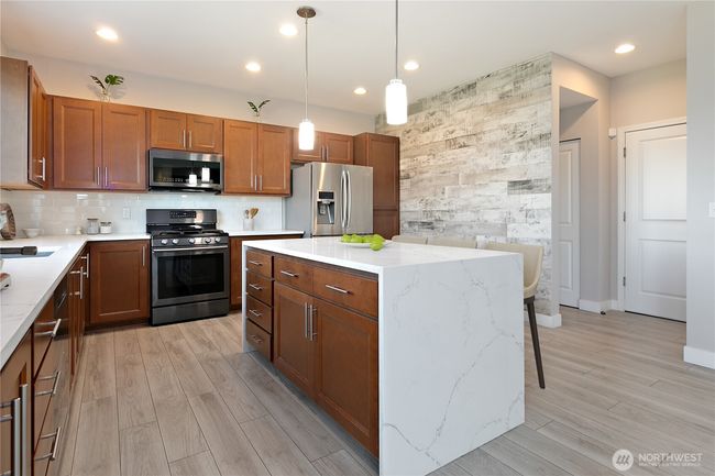 20325 90 Th Pl S, House other with 4 bedrooms, 4 bathrooms and 2 parking in Kent WA | Image 18