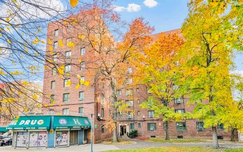 4h-1504 Metropolitan Ave, Bronx, NY, 10462-6869 | Card Image