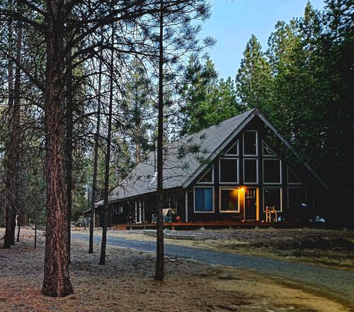 14759 Longleaf Pne, La Pine, OR, 97739-9436 | Card Image