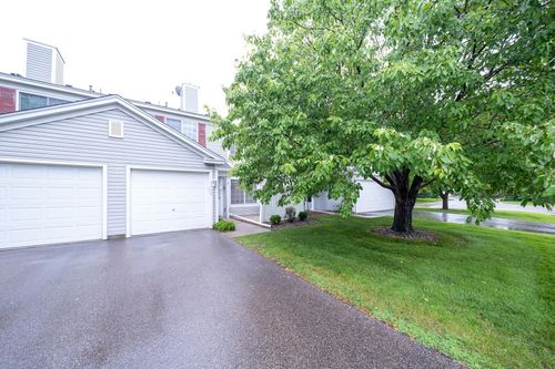 402-4316 Meghan Ln, Eagan, MN, 55122-3027 | Card Image