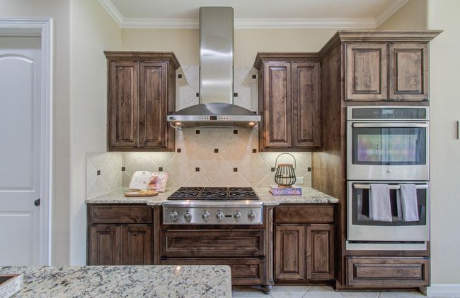 5719 Avon Landing Ln, House other with 5 bedrooms, 6 bathrooms and 3 parking in Sugar Land TX | Image 18