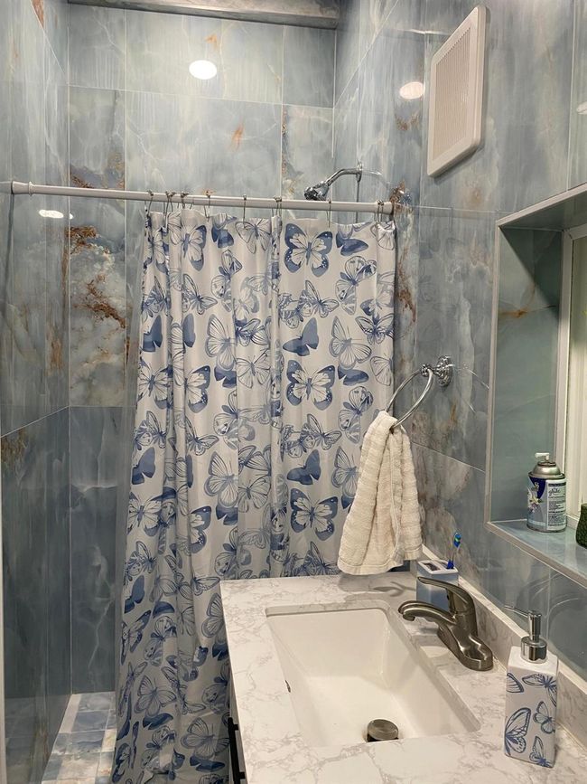 Bathroom #2 | Image 11