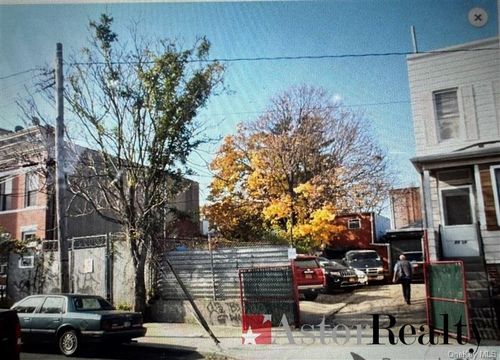 23-58 48th St, Astoria, NY, 11103-1036 | Card Image