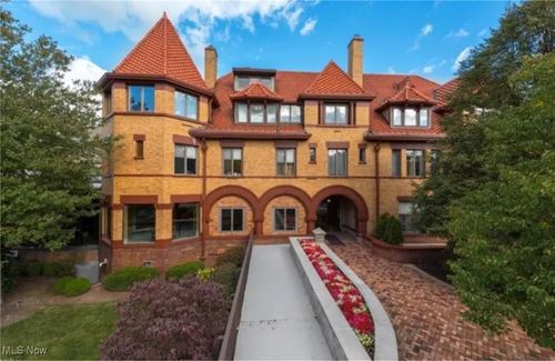 apt-30-23200 Lake Rd, Bay Village, OH, 44140-2971 | Card Image