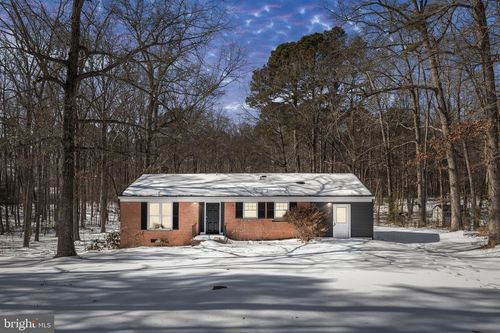 727 Chalklevel Rd, Louisa, VA, 23093-4115 | Card Image