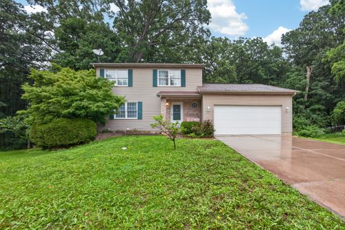 2 Scenic Point, Bloomington, IL, 61701 | Card Image