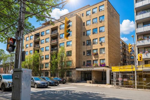 716-660 W Eglinton Avenue W, Toronto, ON, M5N1C3 | Card Image