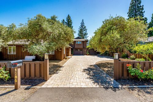 1285 Hudson Ave, Saint Helena, CA, 94574-1919 | Card Image