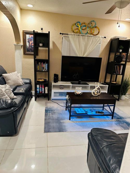 833 Briggs Street Street, West Palm Beach, FL, 33405 | Card Image