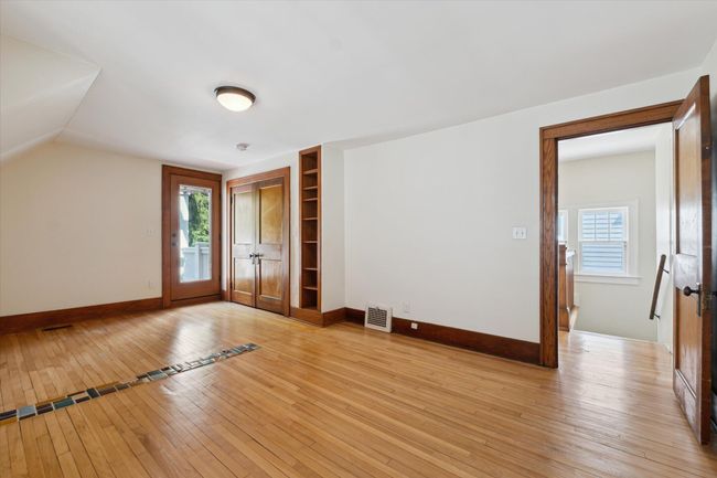 450 S 1 St St, House other with 3 bedrooms, 2 bathrooms and null parking in Ann Arbor MI | Image 26