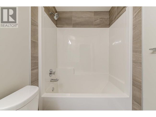 788 Acadia St, House other with 4 bedrooms, 3 bathrooms and 2 parking in Kelowna BC | Image 21