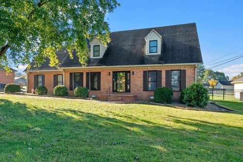 201 Oriole Dr, Hopkinsville, KY, 42240-2650 | Card Image