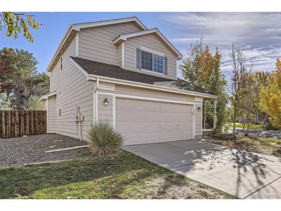 5698 S Quatar Ct, House other with 3 bedrooms, 2 bathrooms and null parking in Centennial CO | Image 2