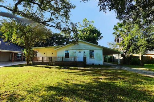 604 Funderburk Ave, Houma, LA, 70364-1823 | Card Image