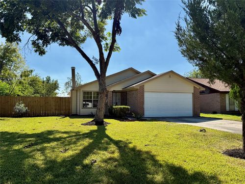 7535 Roaring Springs Dr, Houston, TX, 77064-8303 | Card Image