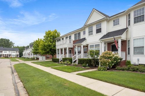 53754 Traditional Dr, Chesterfield, MI, 48051-3783 | Card Image