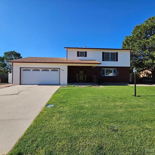 2114 Rangeview Dr, Pueblo, CO, 81008-1705 | Card Image