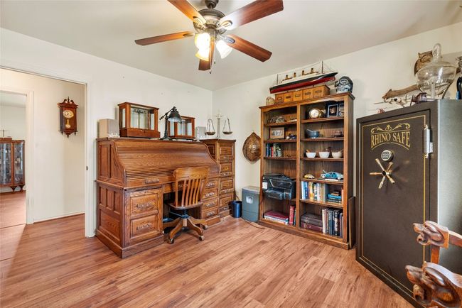 491 Herron Trl, Home with 3 bedrooms, 2 bathrooms and 8 parking in McDade TX | Image 19