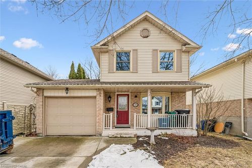 418 Woods Lane, Cambridge, ON, N3H5J4 | Card Image