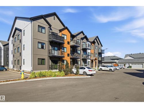 9223 228 St Nw, Edmonton, AB, T5T4T1 | Card Image