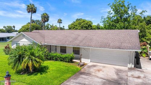 2511 Magnolia Ave, SOUTH DAYTONA, FL, 32119-2589 | Card Image