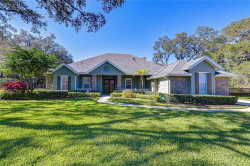5114 Sylvan Oaks Dr, VALRICO, FL, 33596-9217 | Card Image