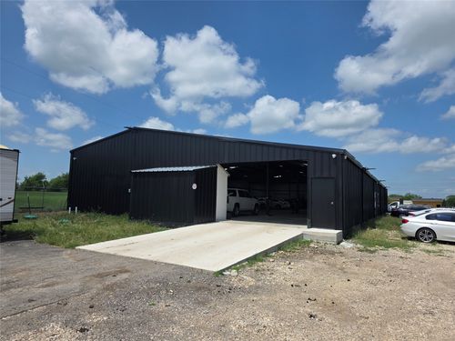 121 Pistol Rd, Weatherford, TX, 76085-4020 | Card Image