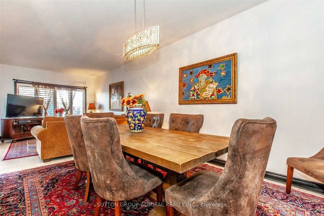 9 Amalfi Crt, House other with 5 bedrooms, 4 bathrooms and 2 parking in Vaughan ON | Image 11