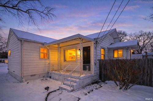 52424 Scott St, South Bend, IN, 46637-2957 | Card Image