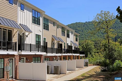 b-5057 Mary Jackson Ct, CHARLOTTESVILLE, VA, 22902-8784 | Card Image