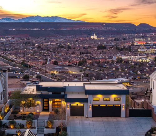 998 S Willow Breeze Ln, St George, UT, 84790-1886 | Card Image