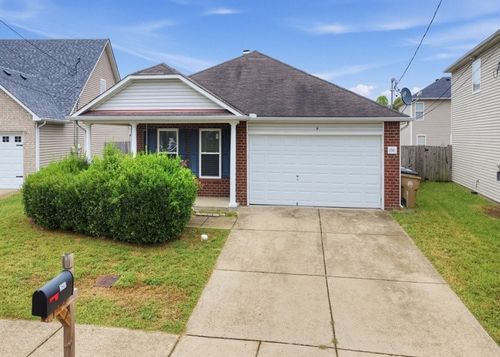 2941 Vista Ln, Nashville, TN, 37207-3141 | Card Image