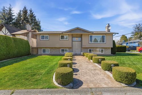 8431 118a St, Delta, BC, V4C6K7 | Card Image