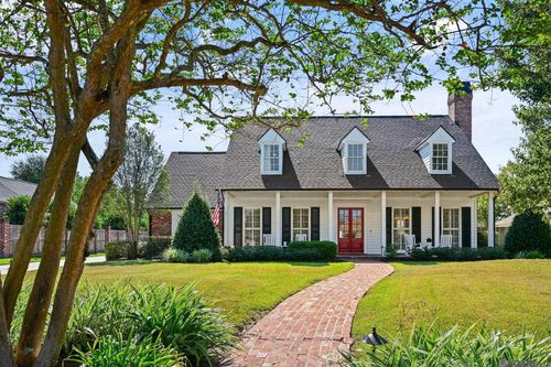 17503 W Muirfield Dr, Baton Rouge, LA, 70810-5964 | Card Image